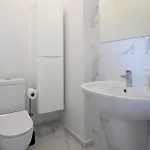 Forum Apartment