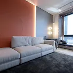 Apartment Forum *