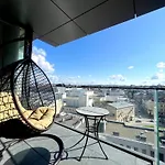 Forum Apartment