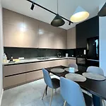 Forum Apartment